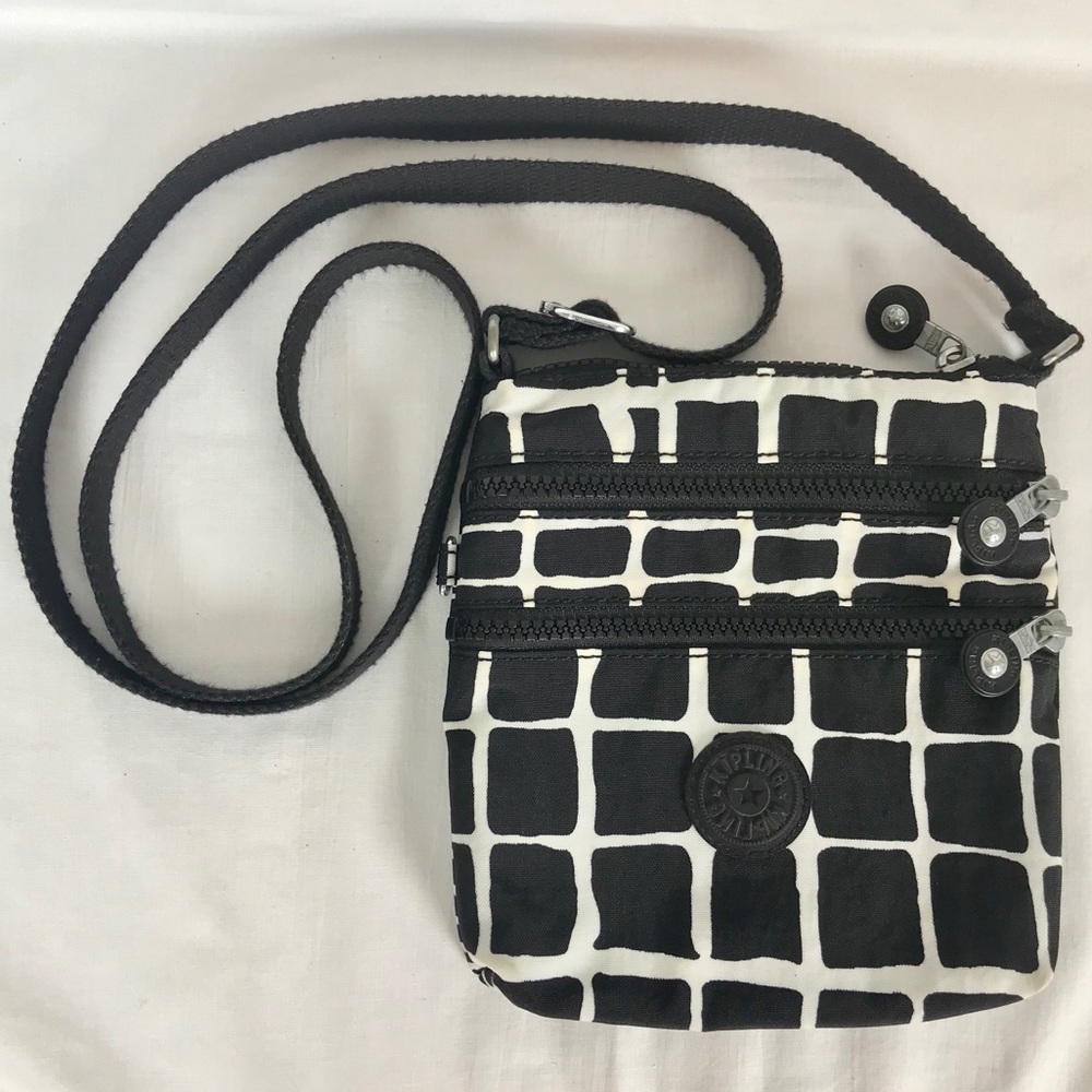 Kipling black and white crossbody bag EUC